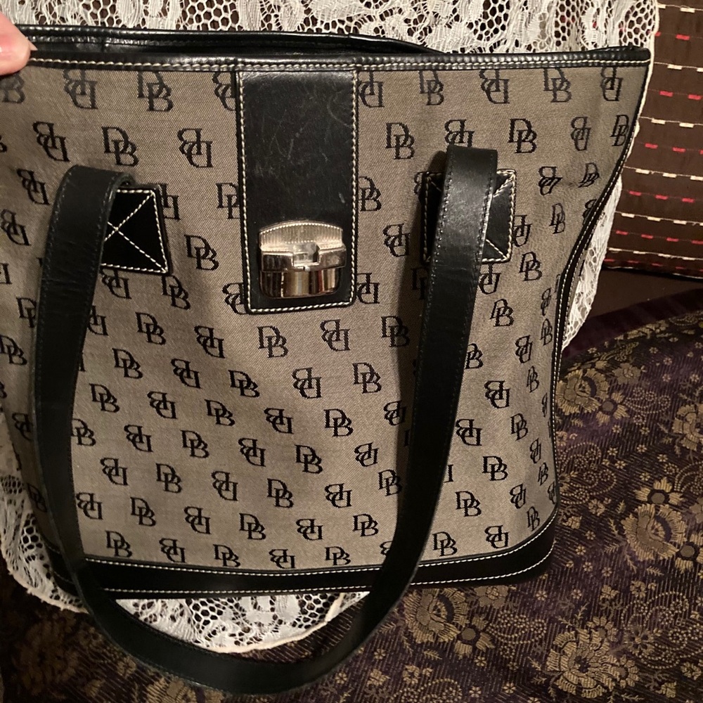 Women’s purse